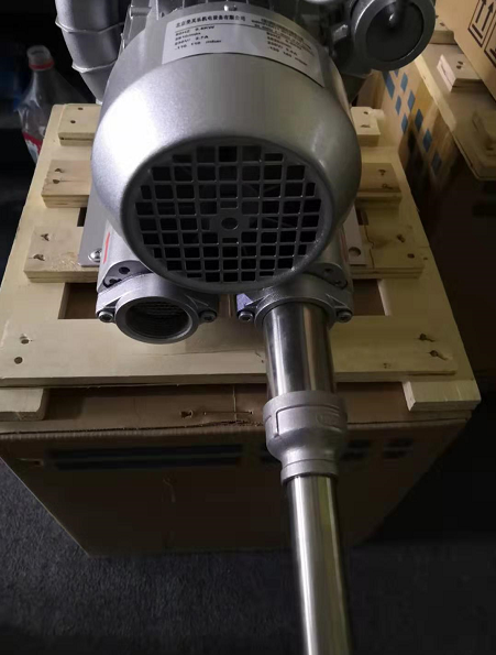 圖為400w風(fēng)機，使用變徑改變的大小，改成1寸